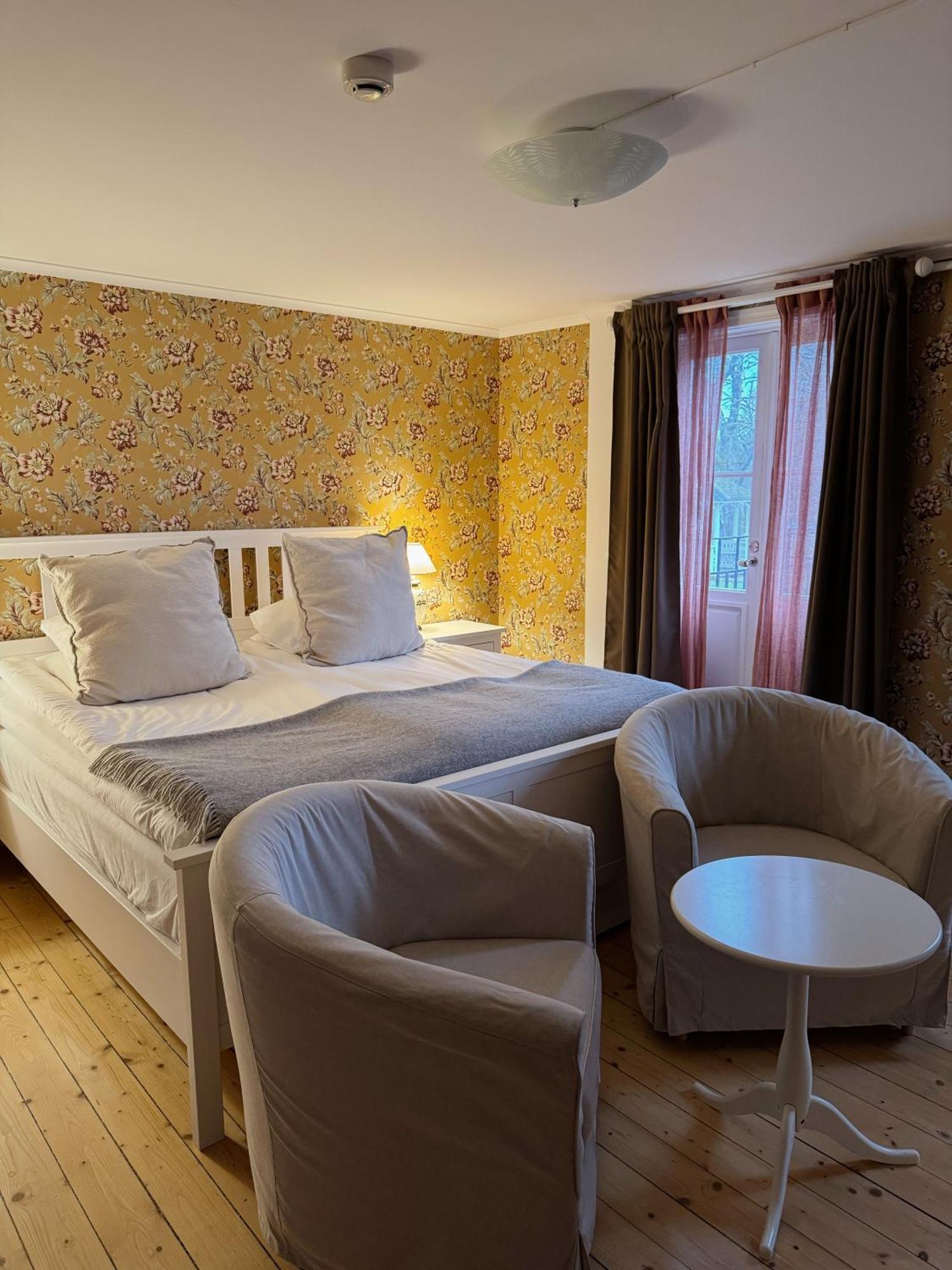 Smalandsgarden Hotel Granna ภายนอก รูปภาพ