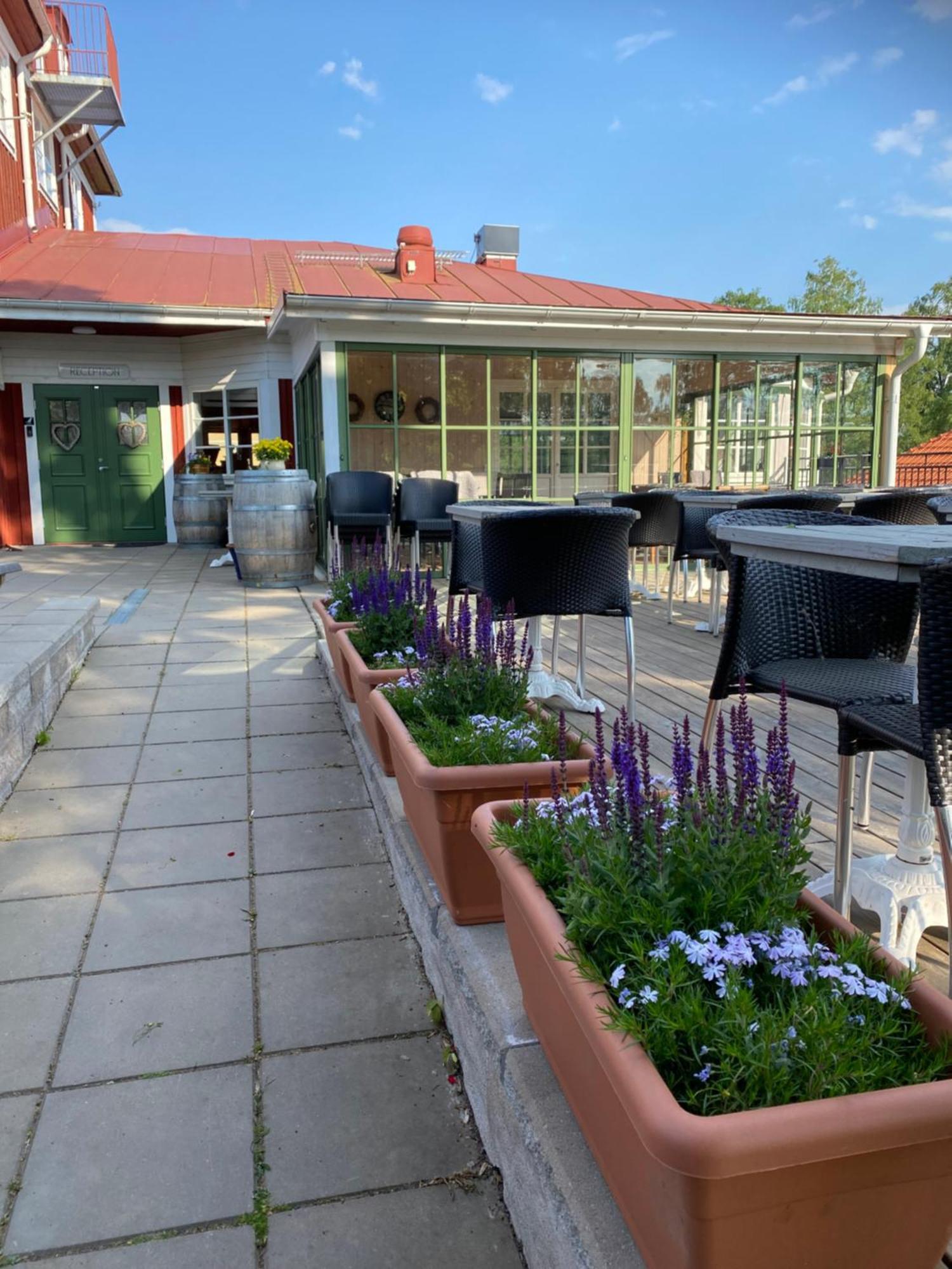 Smalandsgarden Hotel Granna ภายนอก รูปภาพ